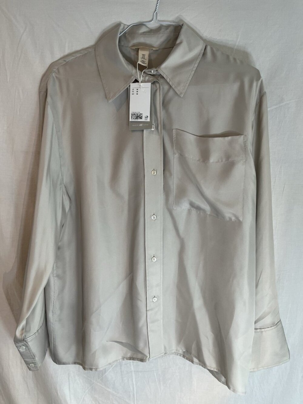 H&M Woman's Button down long sleeve shirt, Grey Sz M